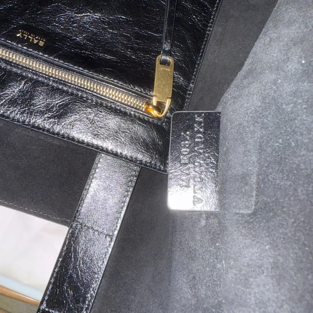 Bally x DJ‎ Leo Mas Muzak-print tote bag, Black leather